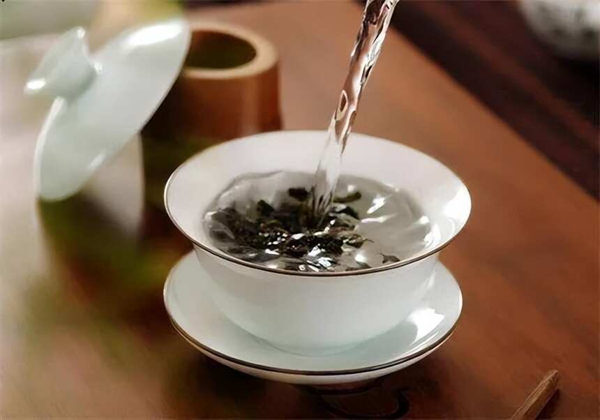 如何轻松泡出一杯沁香甘爽的普洱生茶？