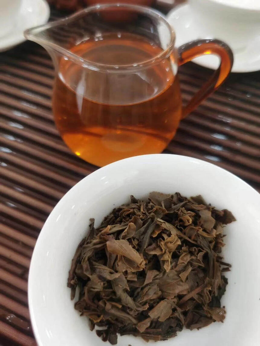 #普洱茶# 2002年#中茶# 绿印·布朗山-特-级