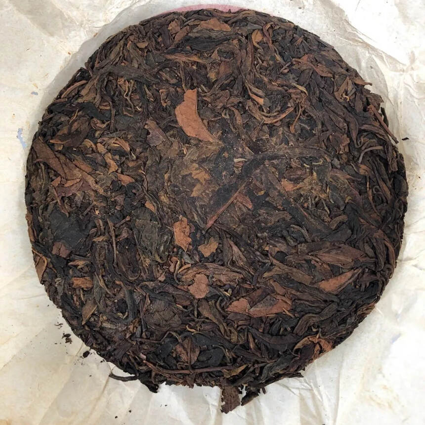 #普洱茶# 99年绿印青饼老生茶，#昆明# 纯干仓，