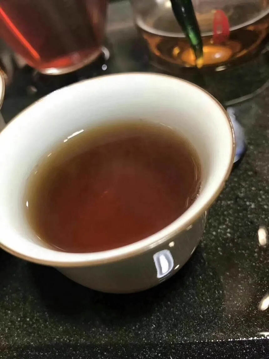 #普洱茶# 96年老散茶。
