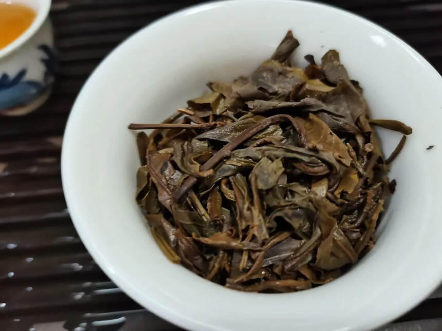 #普洱茶# 2013年兴海-布朗孔雀。