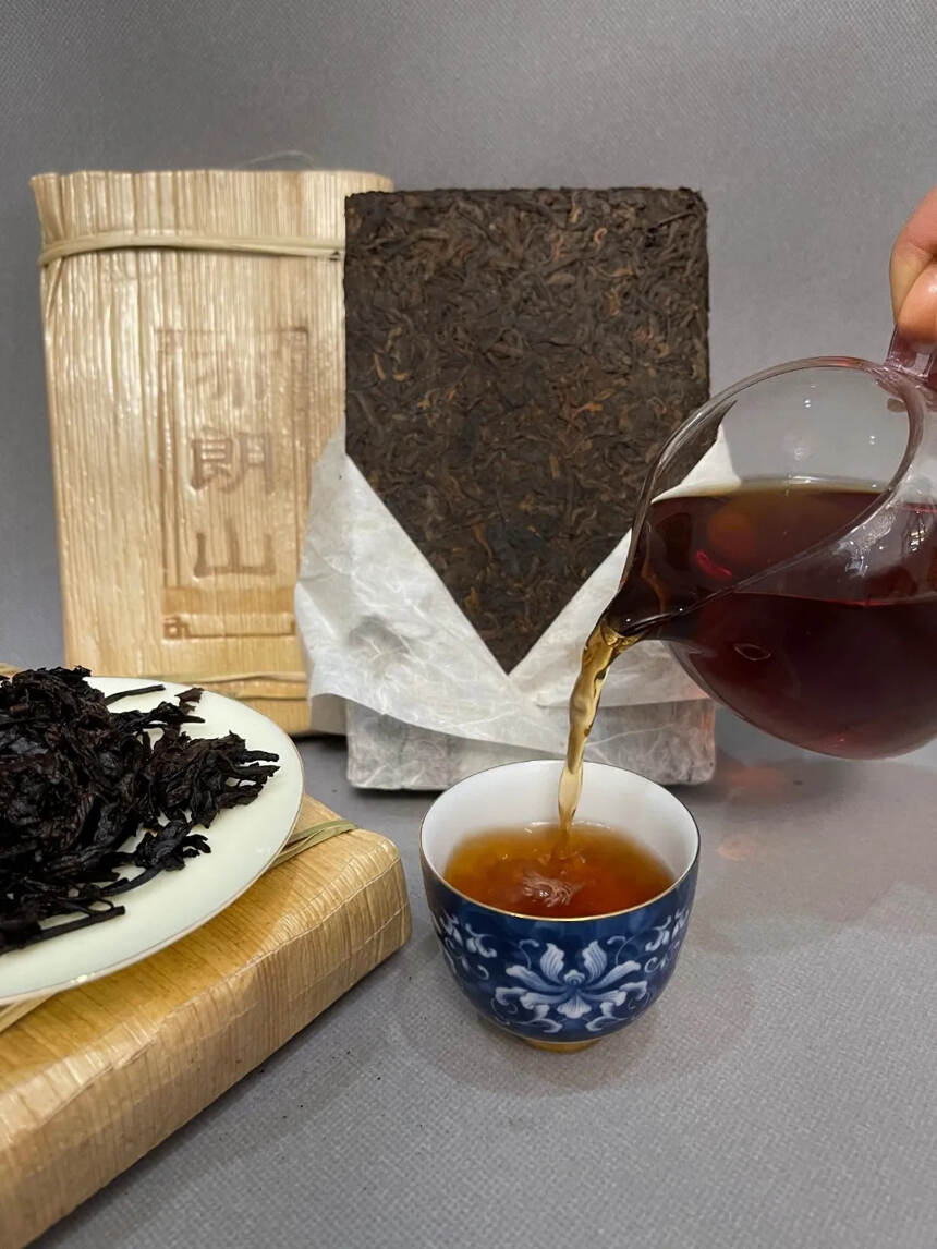 #普洱茶# 06年布朗山古树熟茶砖，500克，焦糖，