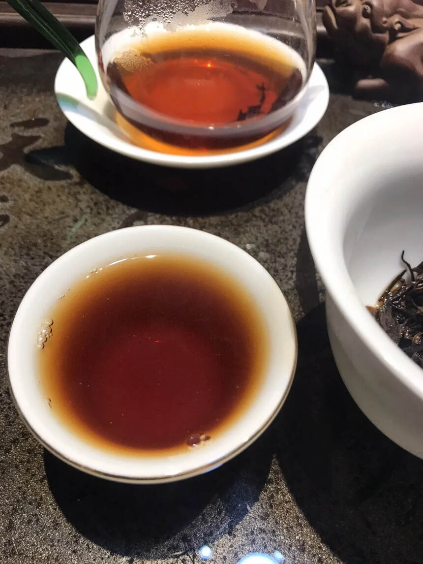 #普洱茶# 98年勐海古树宫廷熟茶，陈香，醇。
