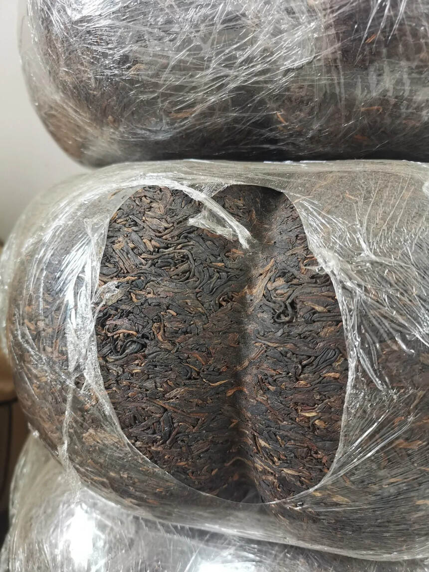 06年勐库小户赛大树茶，宝塔90公斤。
#茶# #普