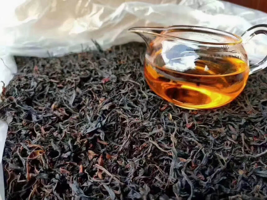 千年古树野生红茶
