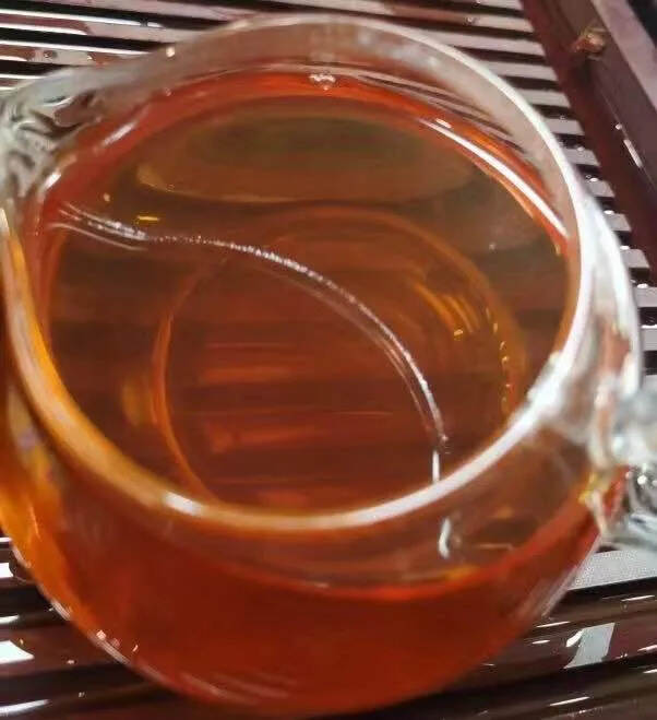 5005年兴海茶厂红印青饼#普洱茶# #茶生活#