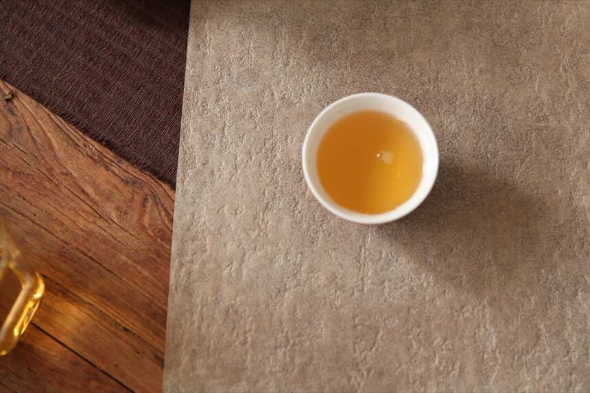 秋季能喝陈皮白茶、雪梨白茶吗？秋季喝白茶养生，要注意这4点