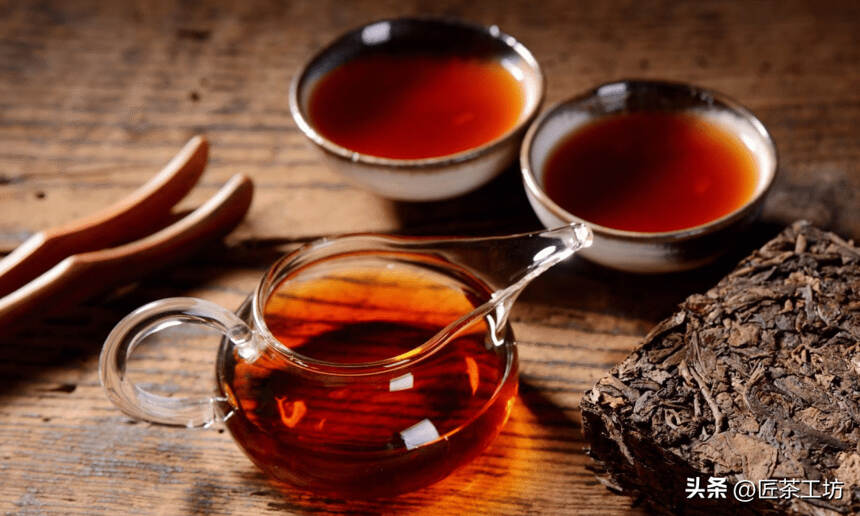 秋天喝普洱熟茶，竟然有这么多好处，你知道吗？