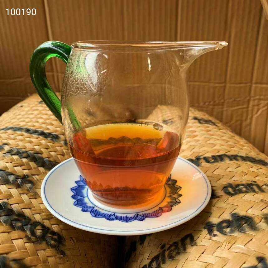 2009年德凤茶厂野生螃蟹脚生茶 滋味超棒 螃蟹脚比