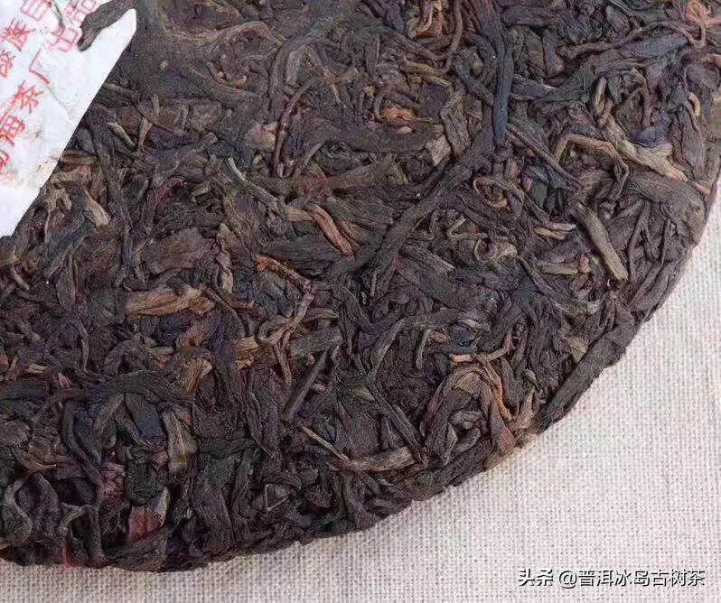 96年勐海茶厂8582绿印生茶，干仓老茶。料子等级高