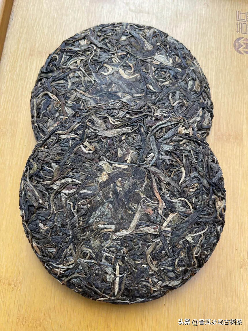 2015年勐库大忠山古树小饼生茶200克，只有几十片