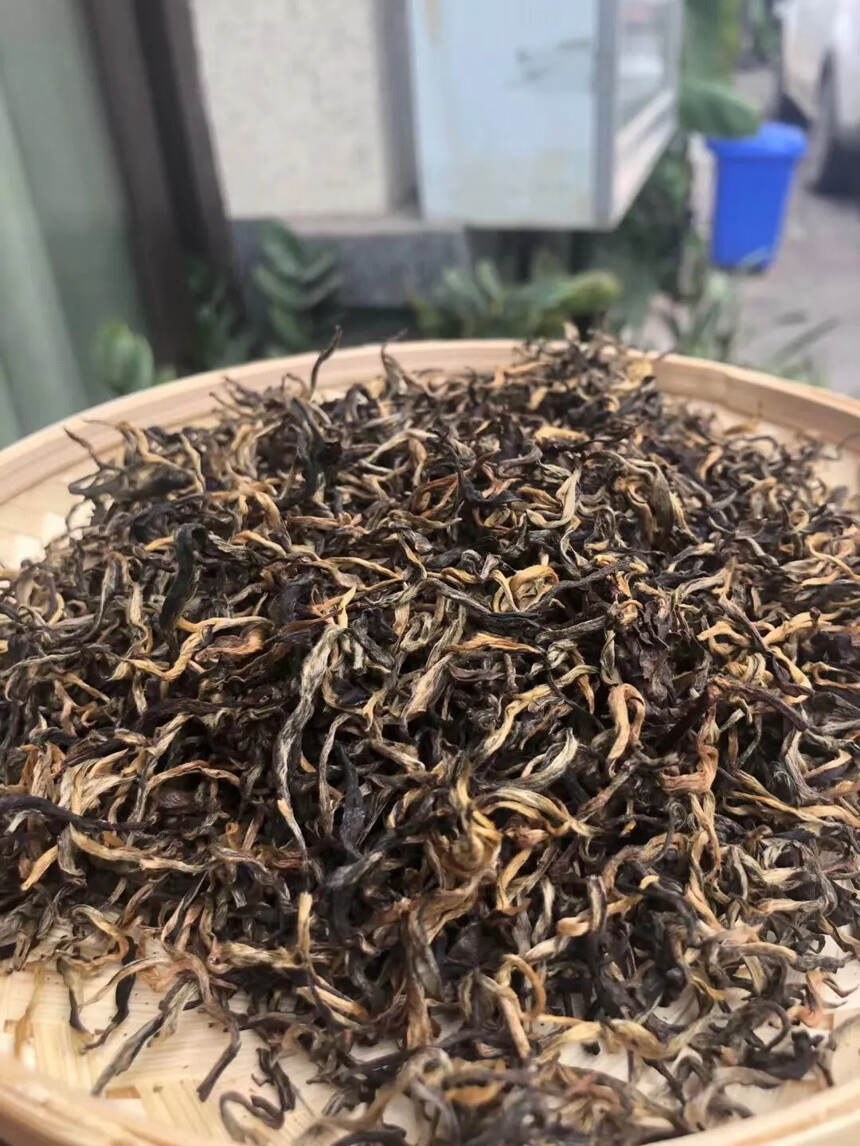 2022年南本大树红茶，10公斤分享，口感厚重，滋味