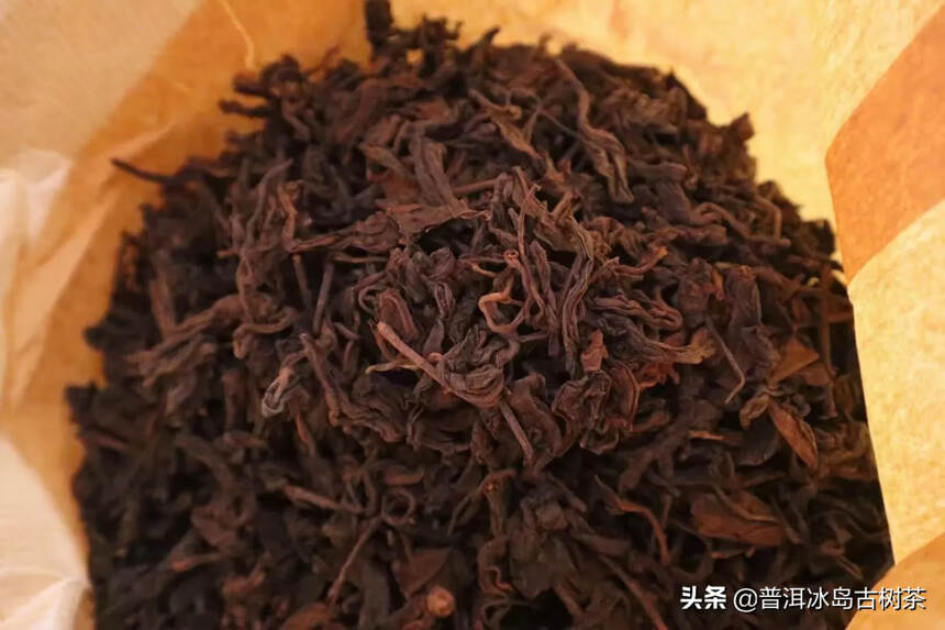 #茶# 86年港字牌老茶包，熟茶一包1250克，古董