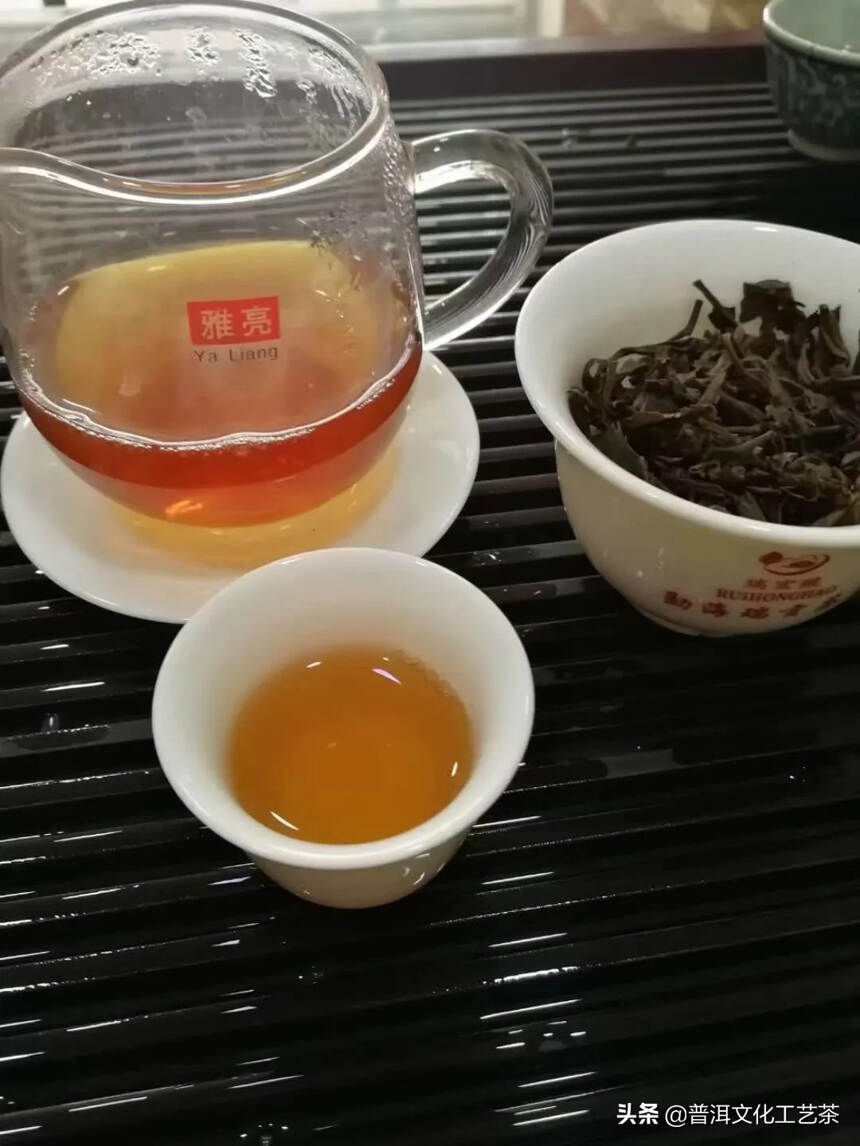 好茶来袭
2003年（301批次）
勐海茶厂7542