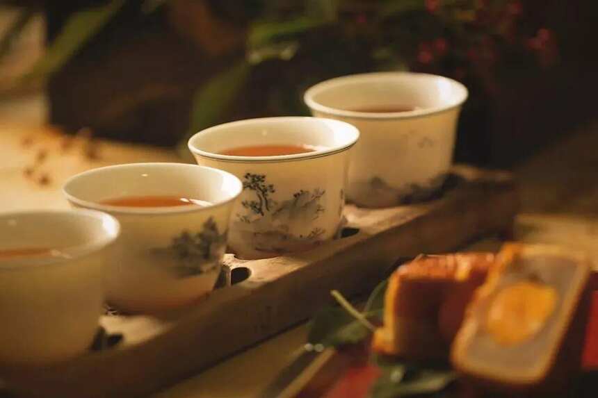 中秋月茗 丨团圆和思乡，都在这杯茶里