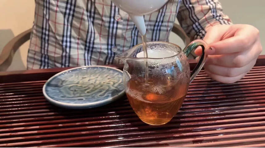1995年下关茶厂，阿诗玛春尖散茶，选料是特级春尖，