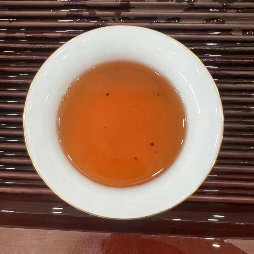 #茶生活# 七子饼花香蜜甜#普洱茶#