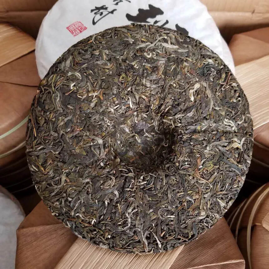 2020年4月初班盆古树茶饼400克，只有5件货