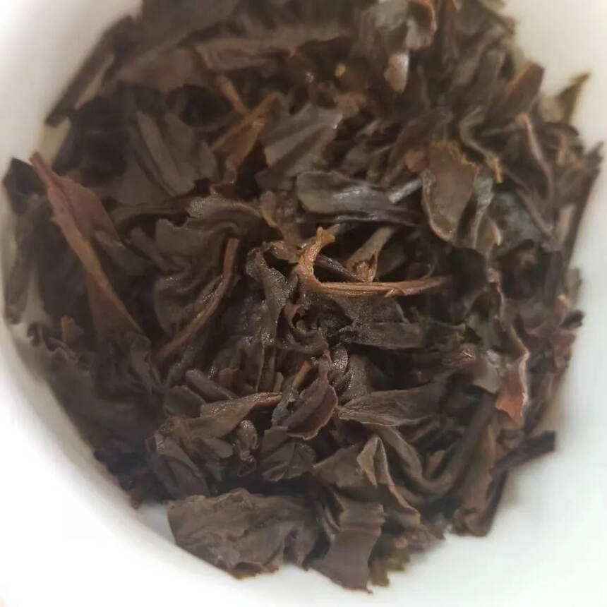 #普洱茶# 01年勐海茶厂老树圆茶老生茶#茶生活#