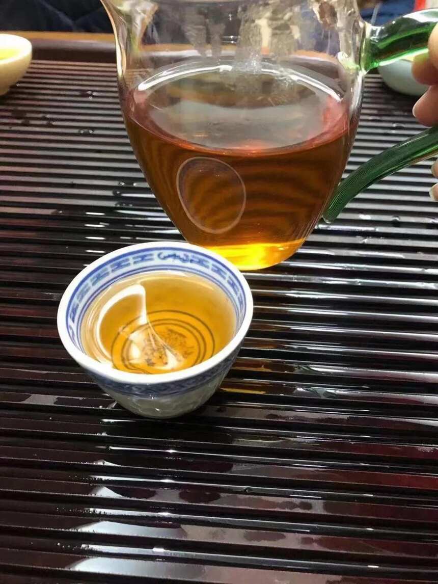 #茶生活# 回甘强烈、特有的烟味#普洱茶#