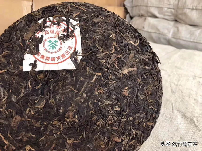 05年南峤定制·布朗古茶树
         产品简