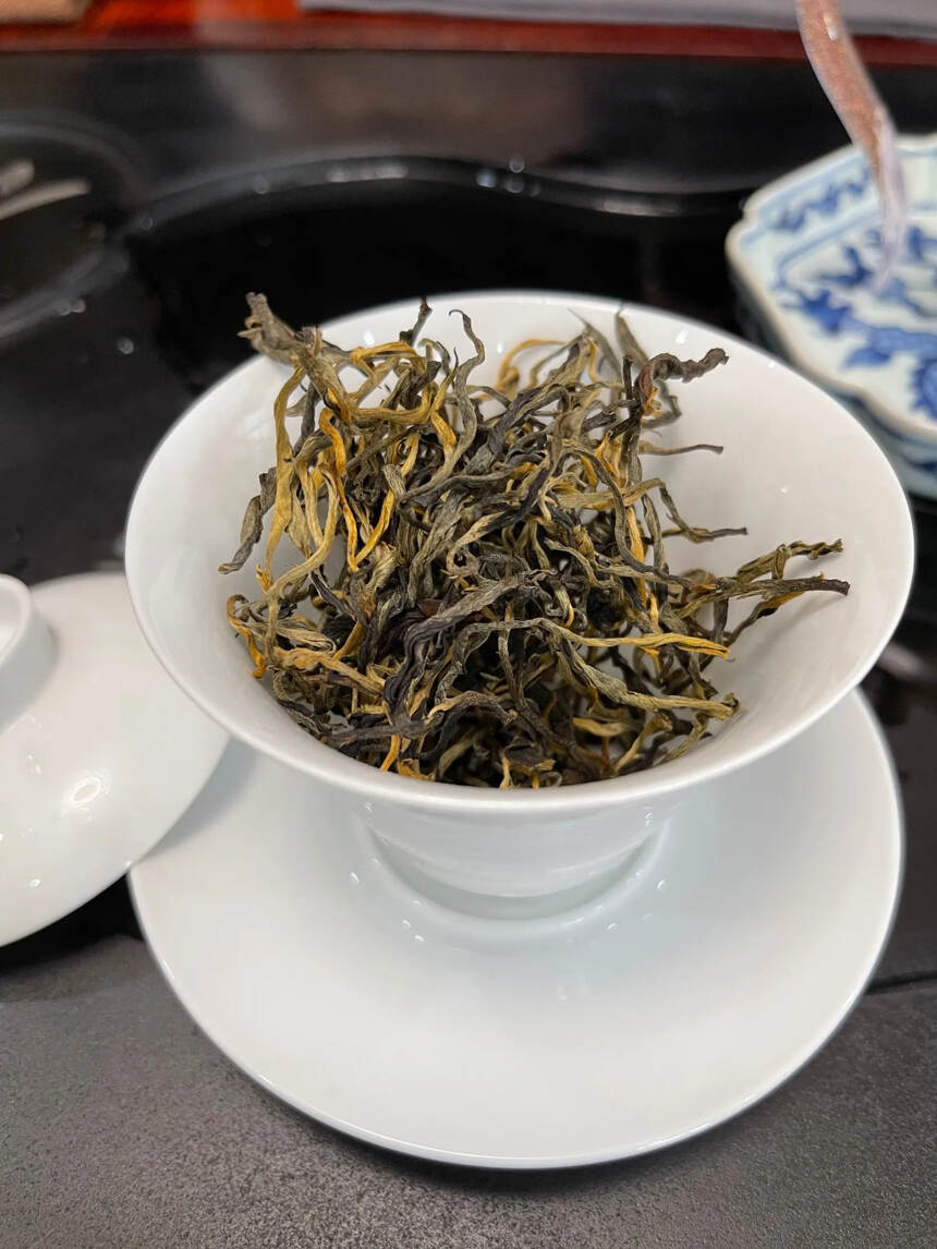 帕沙犀牛塘古树红茶，#广州头条# 日晒滇红单芽茶#深