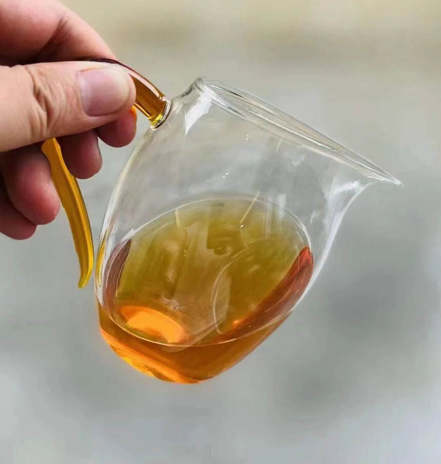 ❤❤2006年小户寨古树茶，勐库优质大叶产区纯料压制