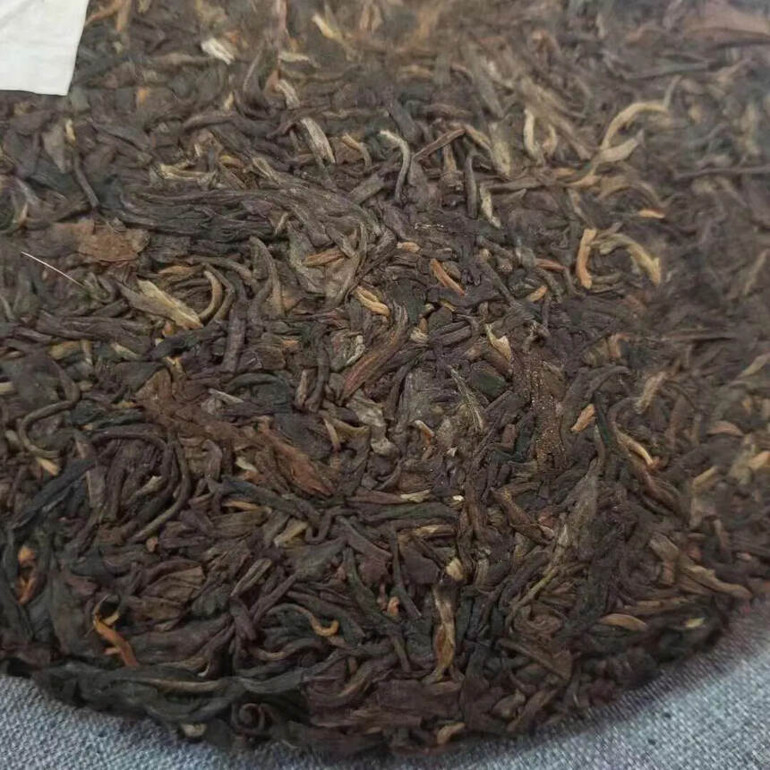 ❤❤

01年勐海茶厂老树圆茶老生茶，繁体厂海王叉，