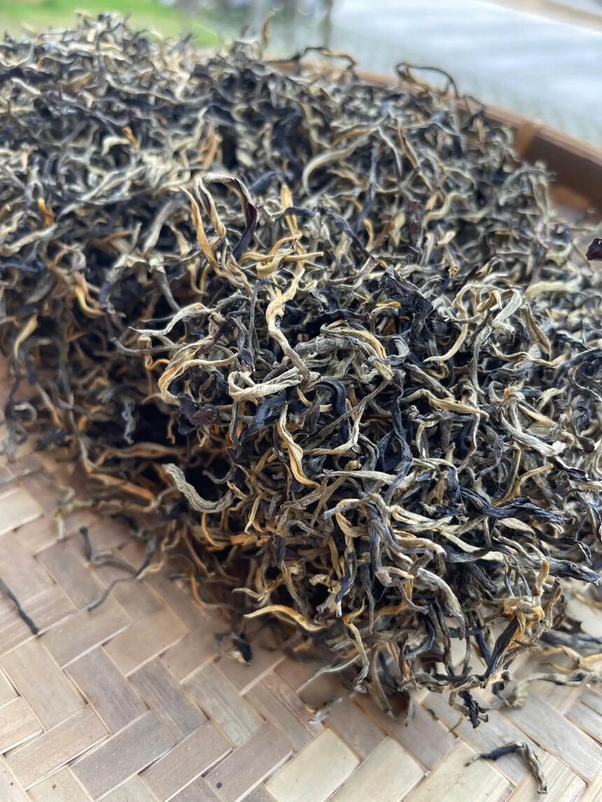 帕沙犀牛塘古树红茶。#普洱茶# #普洱# #茶生活#