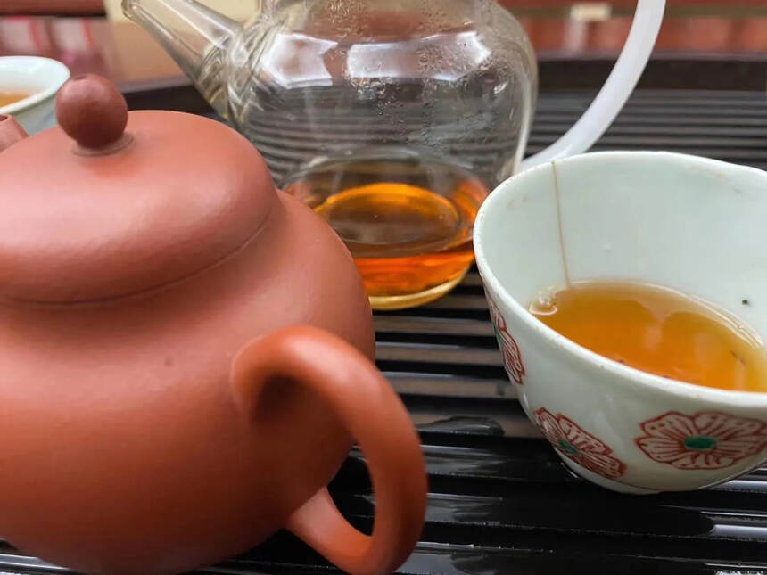 98年凤庆小红印生茶。#茶生活# #广州头条# #普