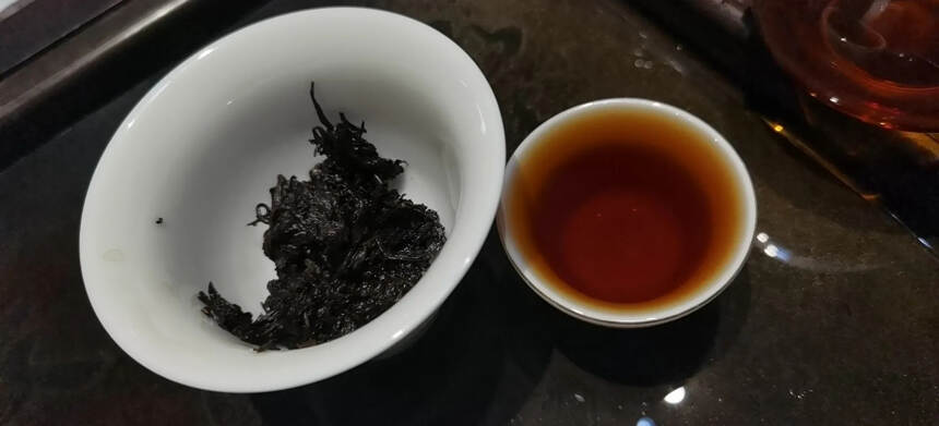 97年勐养茶厂绿印熟茶，中茶外包定制。醇厚甘甜味极好