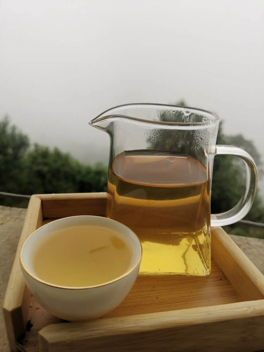 2017年那罕古树饼茶，邦东岩茶，以前皇帝陛下御用茶