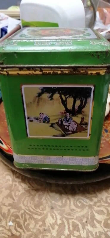 92年绿色铁盒铁罐熟茶，点赞评论送茶样品尝。#茶#