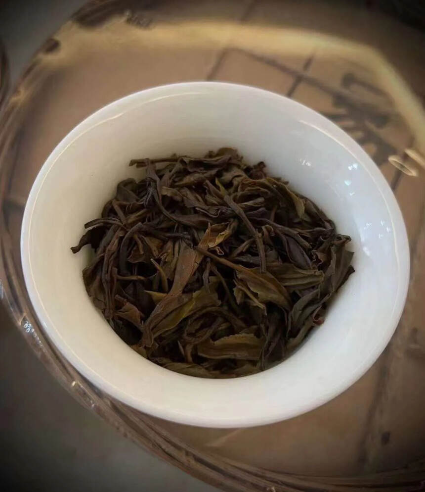 2005年易武·刮风寨竹篮茶，精选易武刮风寨原生态茶