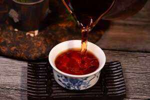 为什么有时候普洱熟茶汤色像酱油？