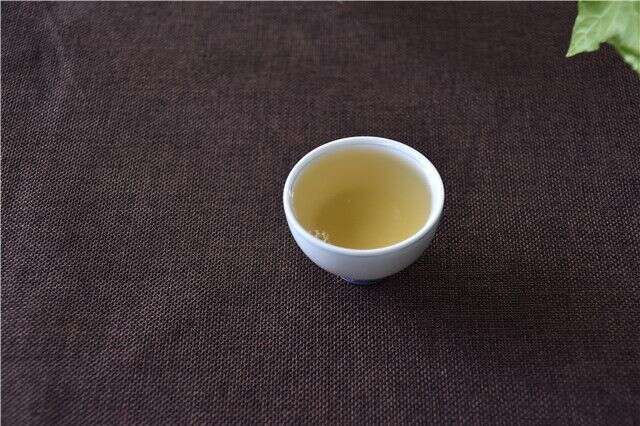 茶汤中所含的茶皂素都具有什么样的功效呢？