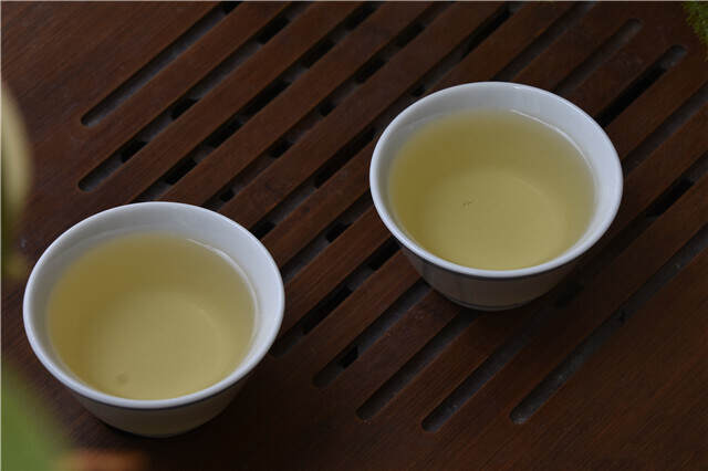 普洱茶的刮油原理是什么对每个人都适用吗？