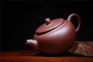 养壶把茶叶和茶水留在壶内过夜真的事半功倍？