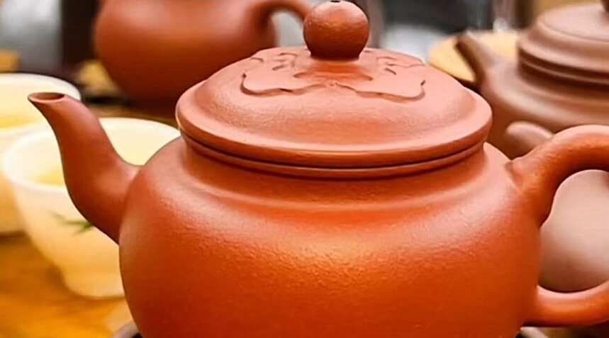 品鉴茶叶使用什么器皿