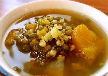 南瓜绿豆汤的功效与作用，哪些人不宜南瓜绿豆汤
