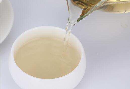 什么水泡白茶好喝？不同对白茶口感有什么影响