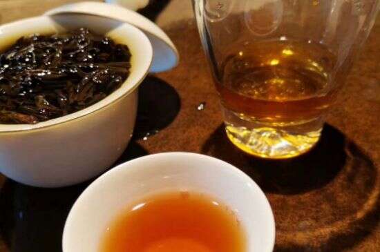 为什么说岩茶是男人茶，为什么那么多人喜欢喝岩茶？