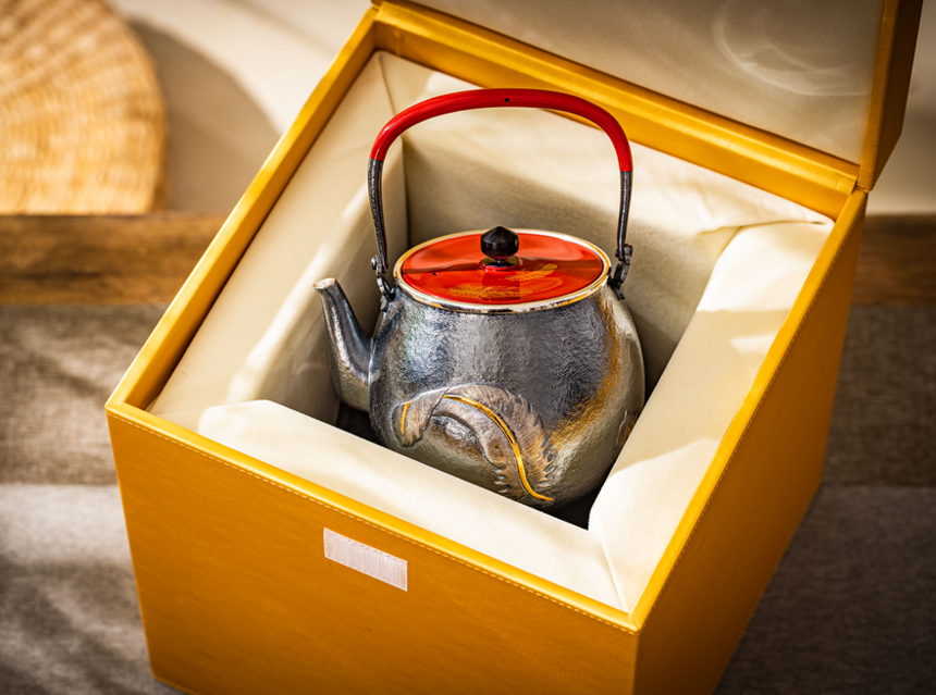 长期用银壶泡水喝茶，会有副作用吗？