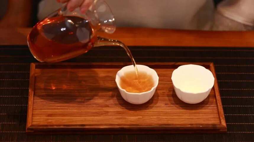 老白茶为什么最适合煮着喝？