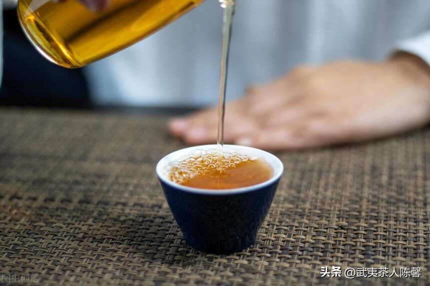 为什么说茶多酚是最重要的茶叶风味成分？