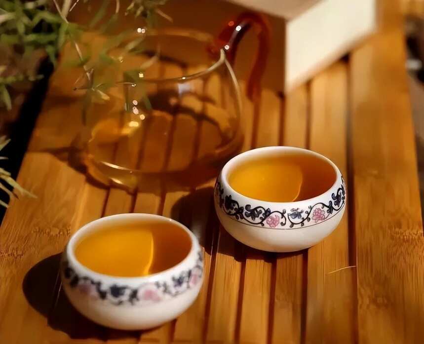常喝茶和喝白开水的区别