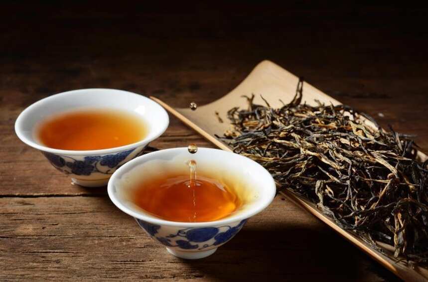 茶丨家里茶叶能放多久？（乌龙茶、红茶、白茶、黑茶篇）