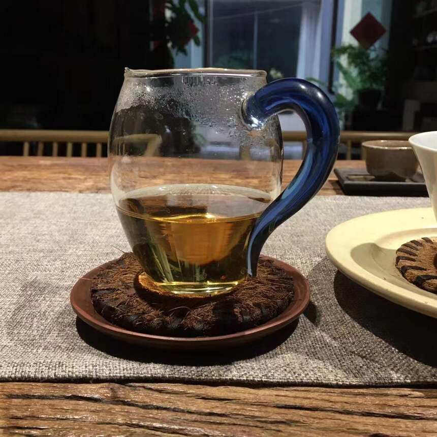 秋天，喝杯红茶暖暖胃。手把手教你泡一杯好红茶