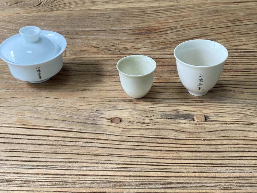 斗笠杯、折腰杯、罗汉杯，茶桌上这15种茶杯器型，每一样都很好看