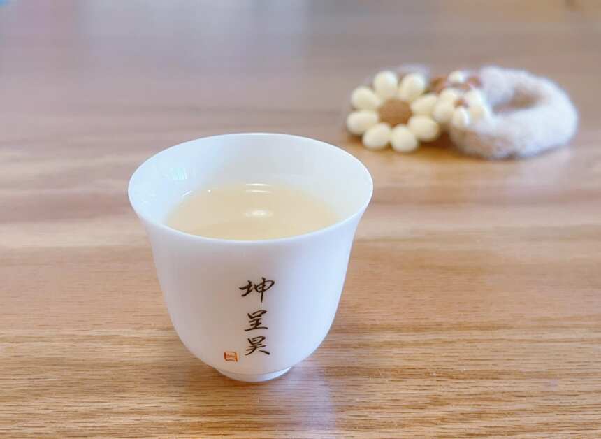 白茶丨白毫银针都是头采的吗？